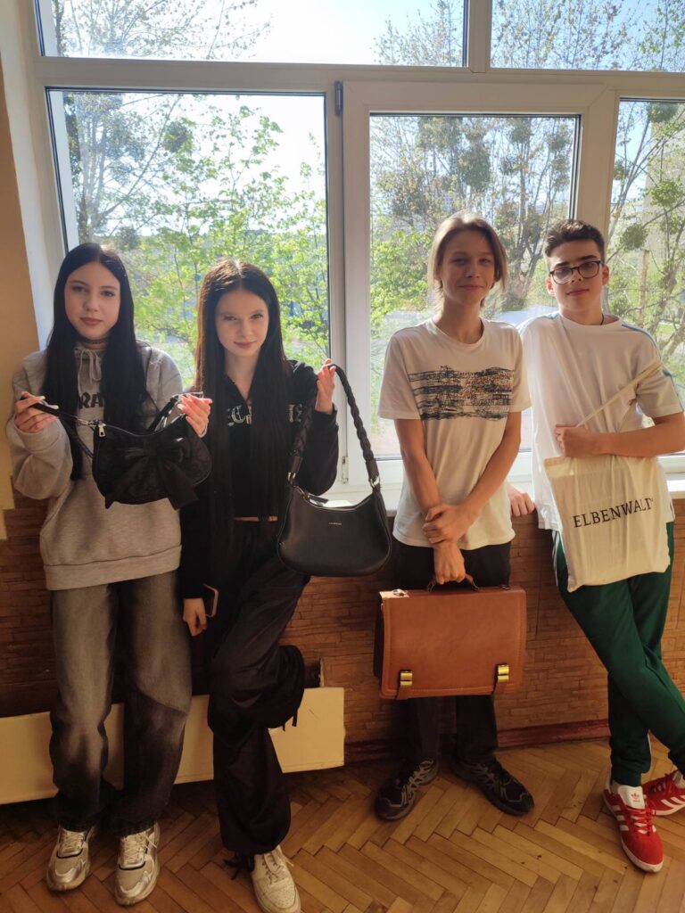 IMG-e1c85658470a4edd526875d41db9dc39-V